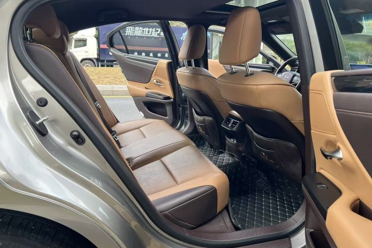 Used Lexus ES 2020 200 Excellence Edition