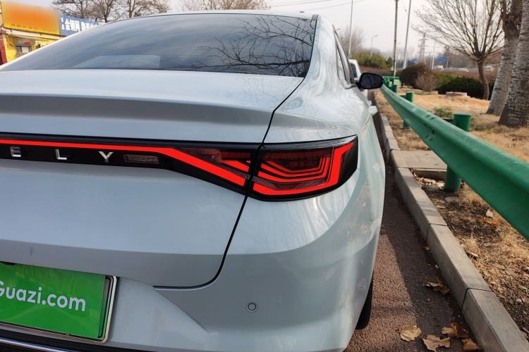 Used Geely Auto Emgrand L HiP 2022 1.5TD-DHT Pro 100KM Super Swift
