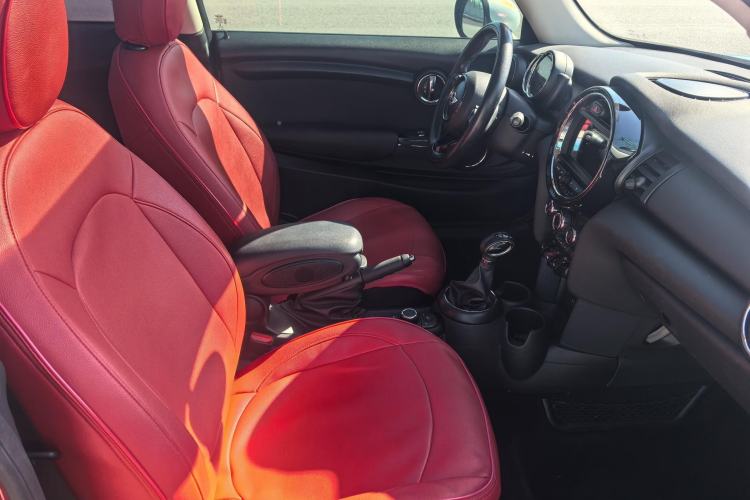 Used  MINI 2016 1.2T ONE Pioneer Edition