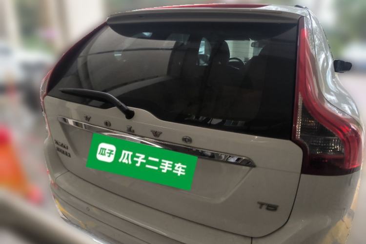 Used Volvo XC60 2015 T5 Smart Upgrade Model
