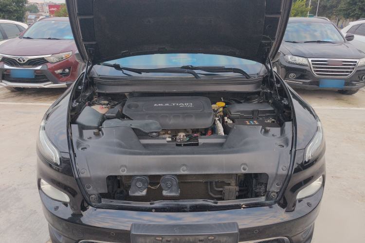 Used  Cherokee 2016 2.4L Superior Edition