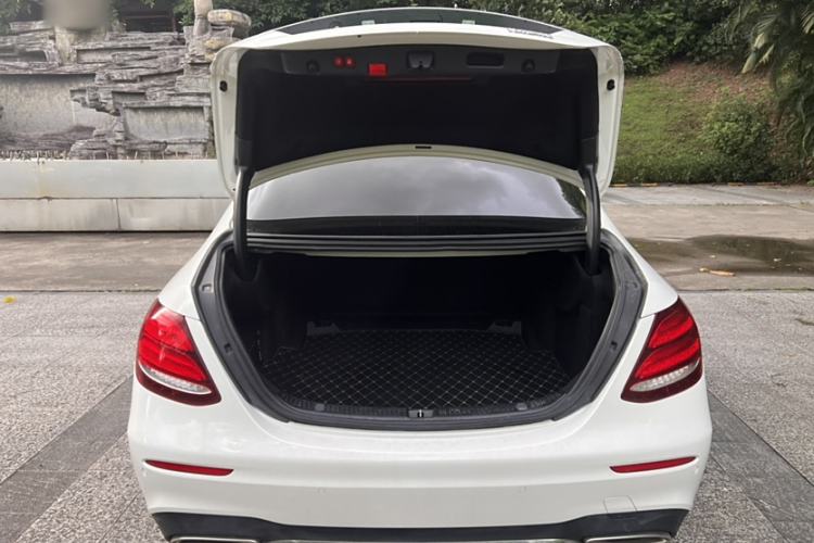 Used Mercedes-Benz E-Class 2020 Facelift E 260 L Sport Edition
