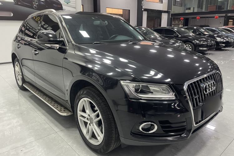 Used Audi Q5 2017 40 TFSI Comfort Model
