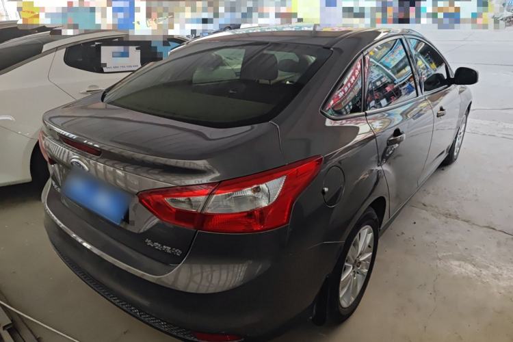 Used Ford Focus 2012 Sedan 1.6L Automatic Comfort Model
