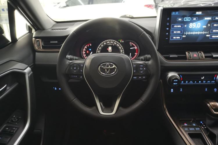 Used Toyota RAV4 2020 2.0L CVT Two-Wheel Drive Fashion PLUS Edition
