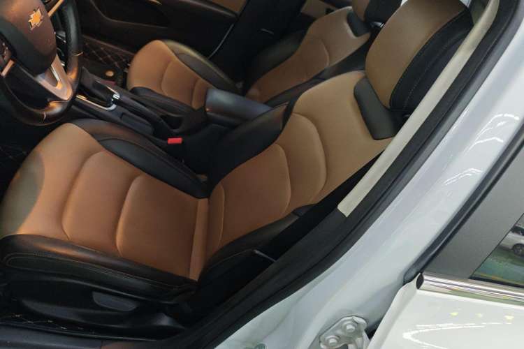 Used Chevrolet Monza 2020 320 Automatic Enjoyment Edition
