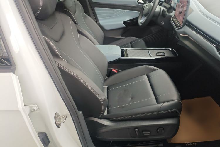 Used Volkswagen ID.4 X 2025 Smart Version Pure & Intelligent Enjoyment Edition
