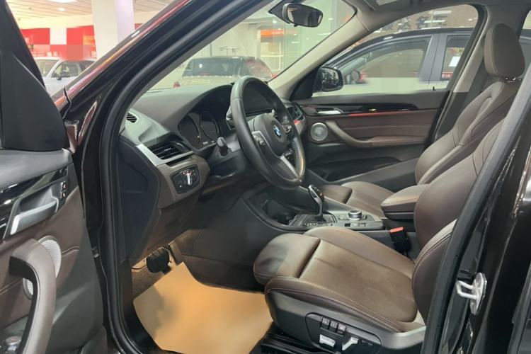 Used BMW X1 2021 sDrive25Li Leading Model
