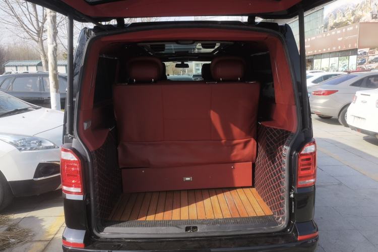 Used Volkswagen Caravelle 2018 2.0 TSI 4x4 Luxury Edition 8 Seats