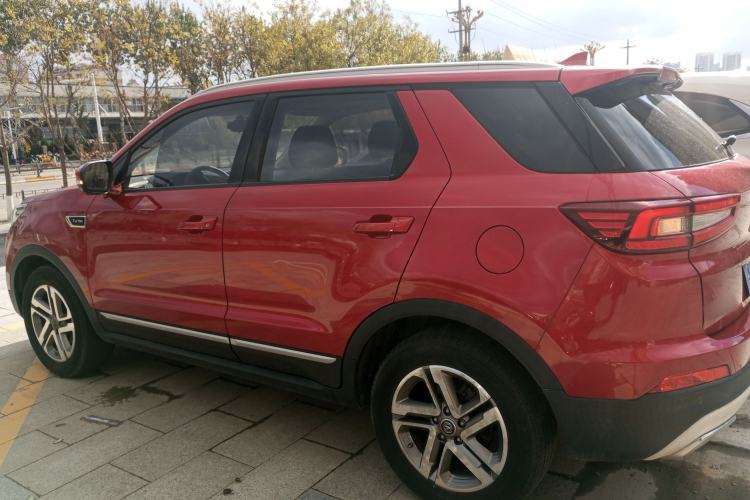 Used Changan CS55 2018 1.5T Manual Colorful Model China V Standard
