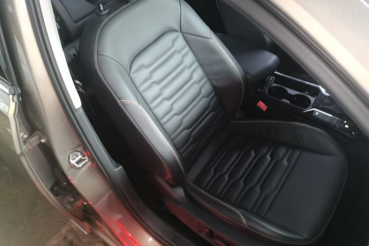 Used Volkswagen Passat 2019 330TSI Elite Edition China VI
