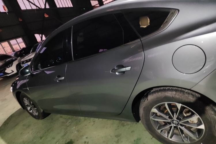 Used BYD Qin PLUS 2024 HONOR Edition DM-i 55KM Leading Model
