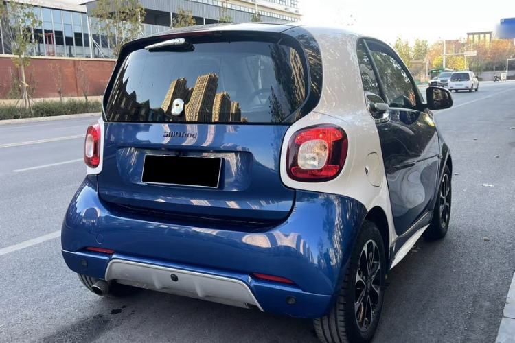 Used  fortwo 2015 1.0L 52 kW Hardtop Passion Edition

