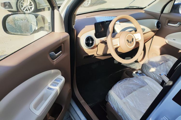 Used Wuling Hongguang MINIEV 2025 Four-Door Version Advanced Edition
