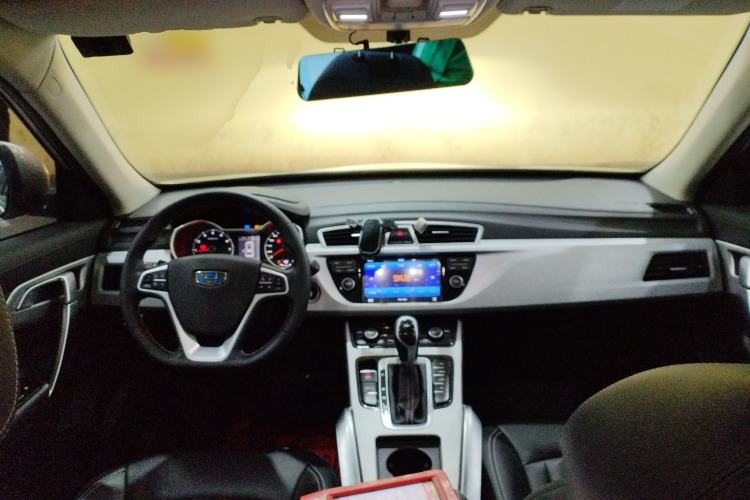 Used Geely Auto Emgrand X7 Sport 2016 1.8TD Automatic ZhiShang Model
