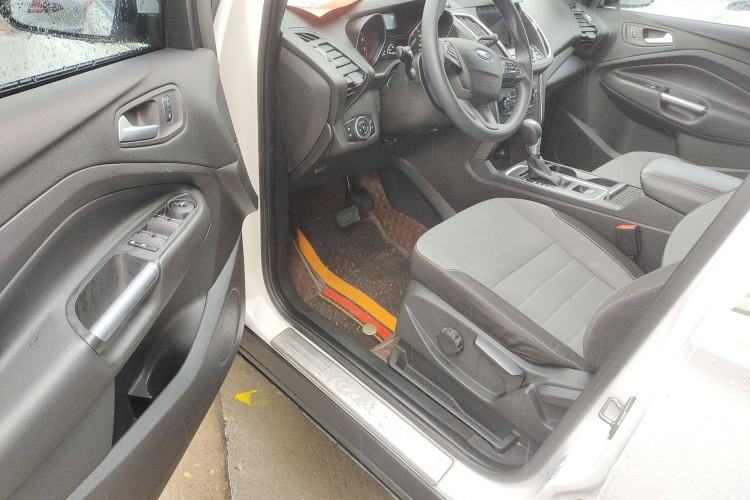 Used Ford Kuga 2017 EcoBoost 180 Two-Wheel-Drive Elite Trim