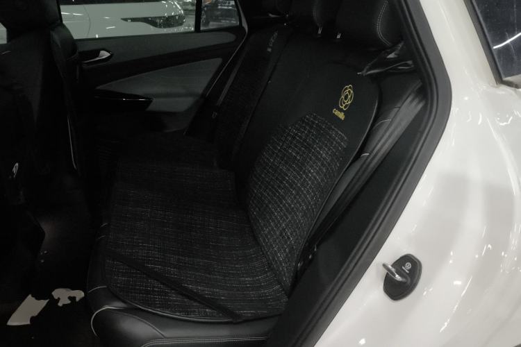 Used Volkswagen ID.4 X 2025 Smart Version Pure & Intelligent Enjoyment Edition