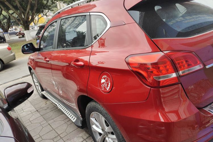 Used Haval H2 2014 1.5T Manual Two-Wheel Drive Elite Edition
