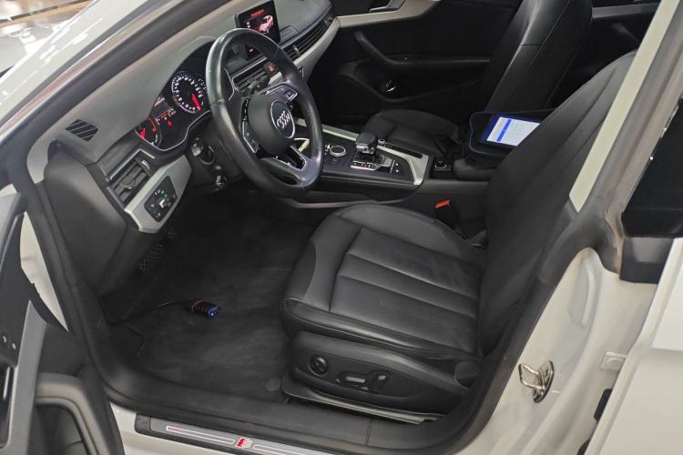 Used Audi A5 2017 Sportback 40 TFSI Fashion Model
