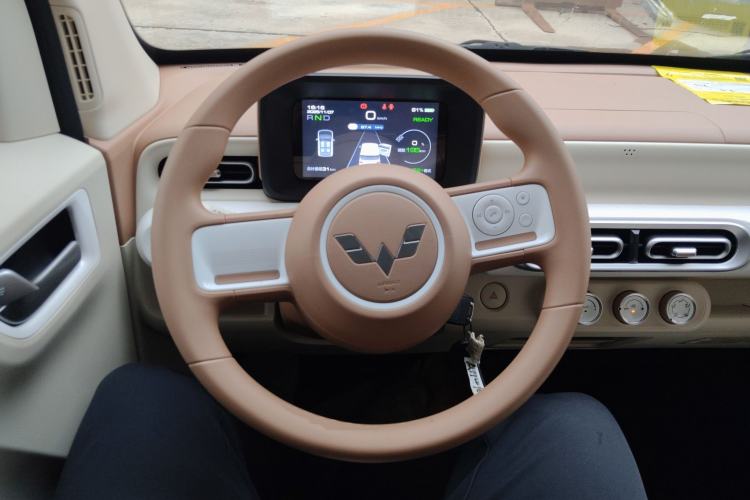 Used Wuling Hongguang MINIEV 2024 3rd Generation 215km Youth Edition
