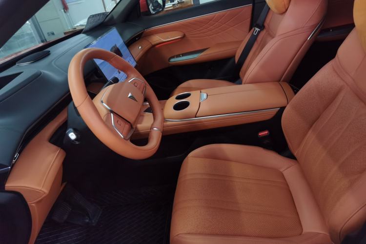 Used  S07 2025 215Max Huawei Qiankun Intelligent Driving ADS SE Range-Extended Version
