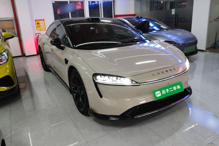 Used Hima Luxeed S7 2024 Max RS
