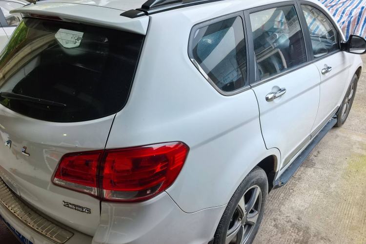 Used Haval H6 2014 Upgraded Model 1.5T Manual Two-Wheel Drive Elite Version
