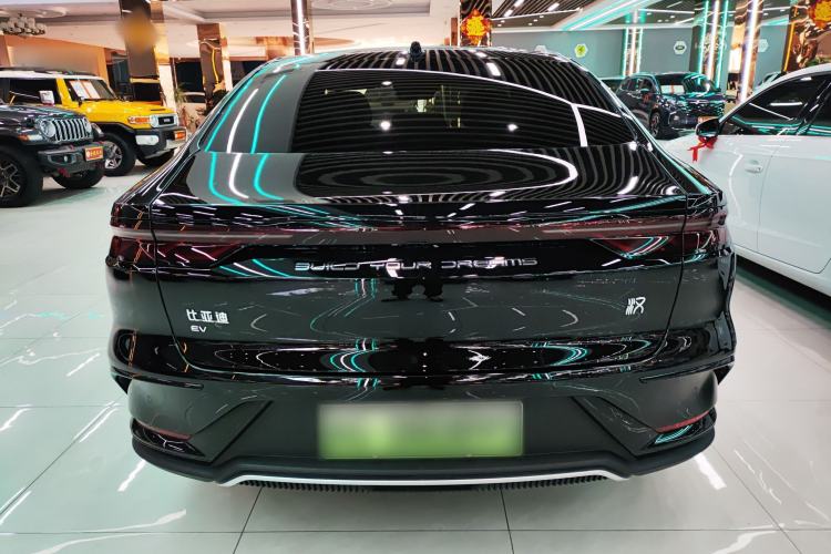 Used BYD Han 2025 EV with 701 km of Laser Radar-Enabled Intelligent Driving
