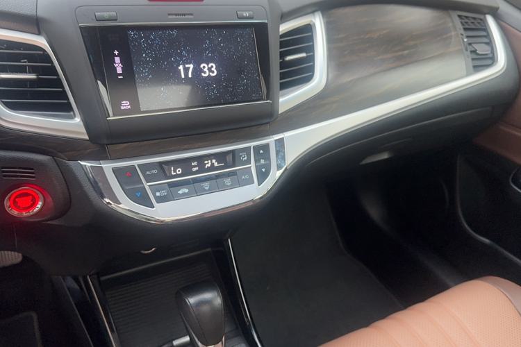 Used Honda Jade 2017 210TURBO CVT Luxury Edition 6 Seats
