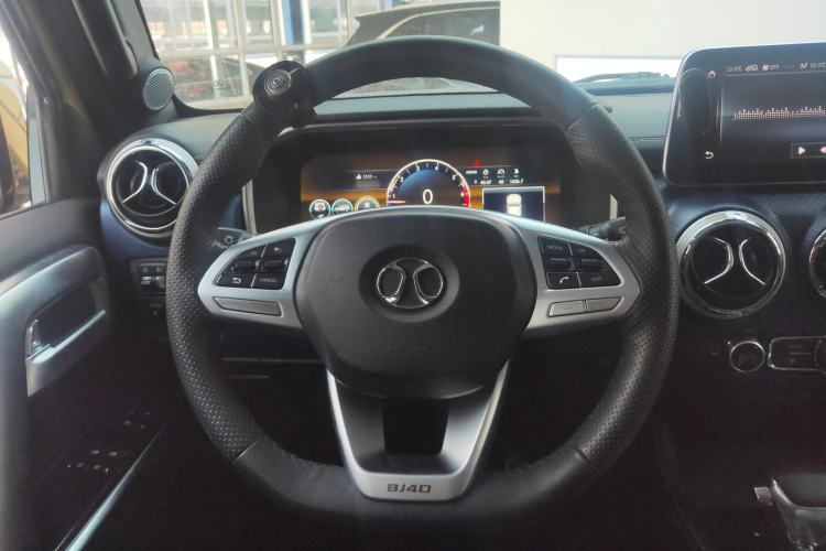 Used Beijing Auto BJ40 2019 2.3T Automatic Four-Wheel Drive Ring the Tower Champion Edition China VI
