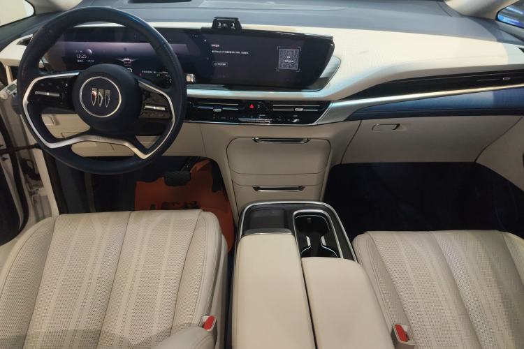 Used Buick Century 2023 2.0T Six-Seater Yinshi Edition
