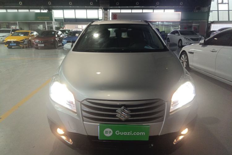 Used Suzuki S-Cross 2014 1.6L CVT Two-Wheel Drive Entry Model
