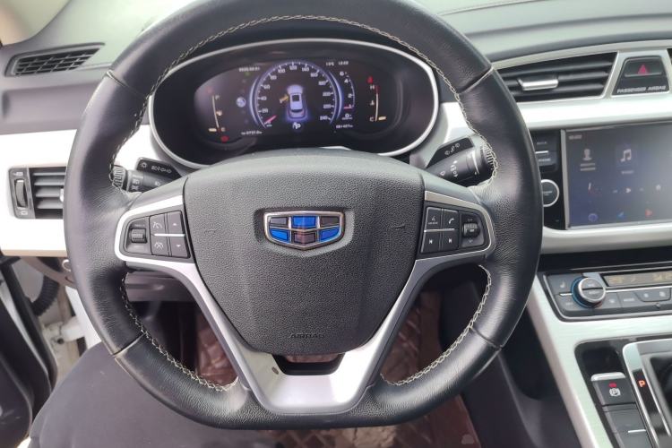 Used Geely Auto Emgrand X7 Sport 2018 1.8TD Automatic Two-Wheel Drive Smart Connect 4G Internet Edition
