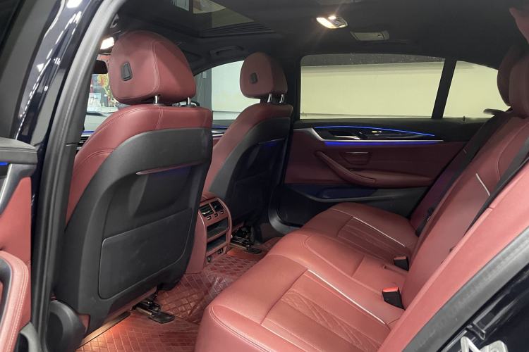 Used BMW 5 Series 2022 Second Facelift 525Li M Sport Package