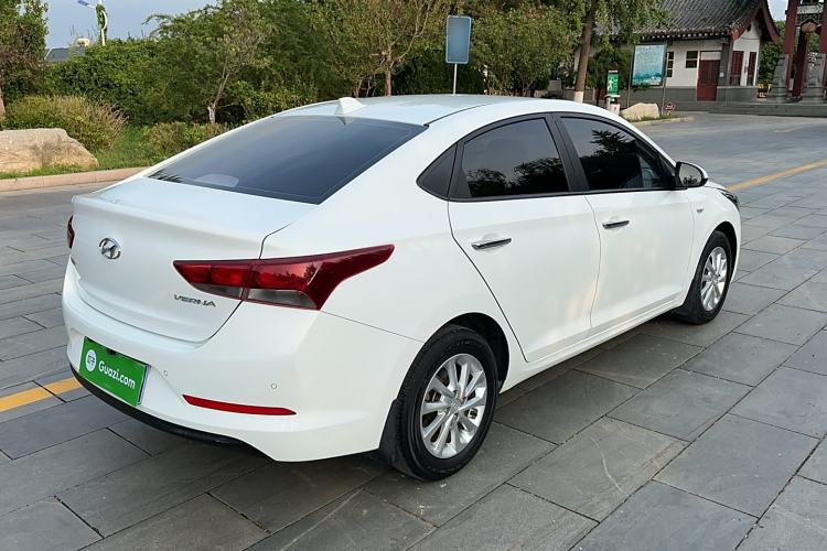 Used Hyundai Verna 2016 1.4L Manual Cool Edition GLS
