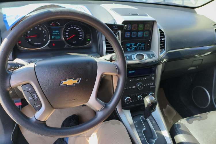 Used Chevrolet Captiva 2017 2.4L Two-Wheel Drive Luxury Edition 7 Seats
