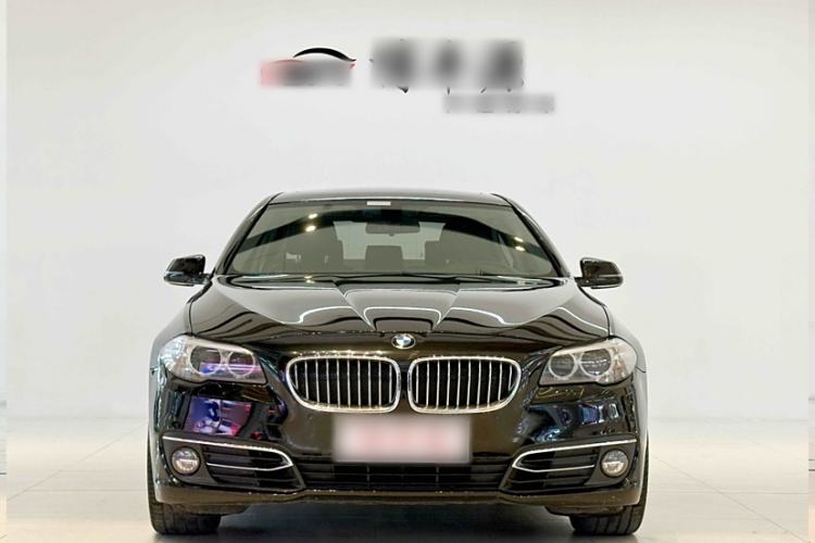 Used BMW 5 Series 2014 525Li Luxury Design Package
