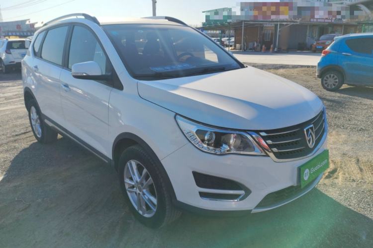 Used Baojun 560 2016 1.8L Manual Value Edition
