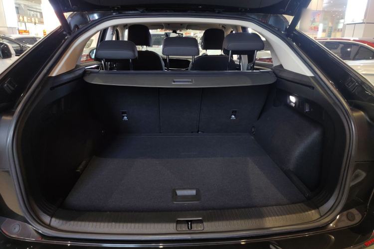 Used Volkswagen Tayron X 2020 330TSI Two-Wheel Drive Luxury Smart Connectivity Version
