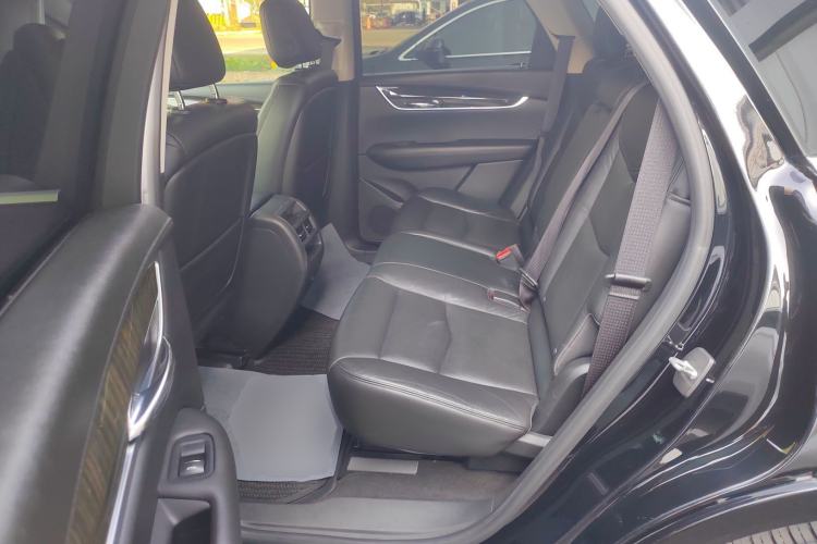 Used Cadillac XT5 2018 25T Luxury Model
