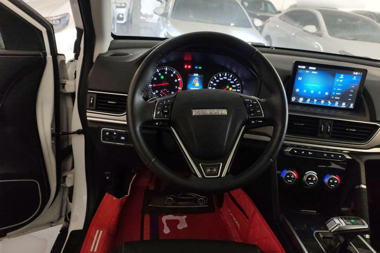 Used Haval H6 2021 Sport Edition 1.5T Automatic Elite Smart Connectivity Model with Hexagonal Grille