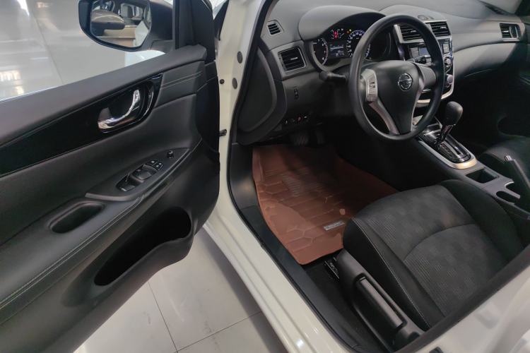 Used Nissan Tiida 2021 1.6L CVT Cool Edition