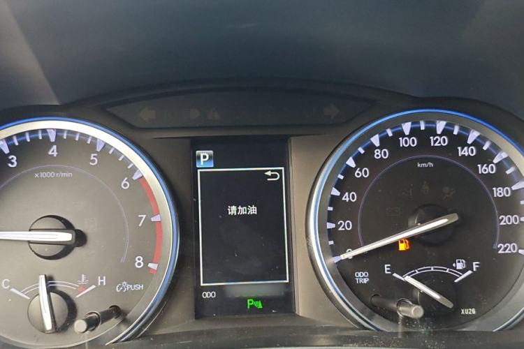 Used Toyota Highlander 2018 2.0T Two-Wheel Drive Luxury Edition 7 Seats China VI Standard
