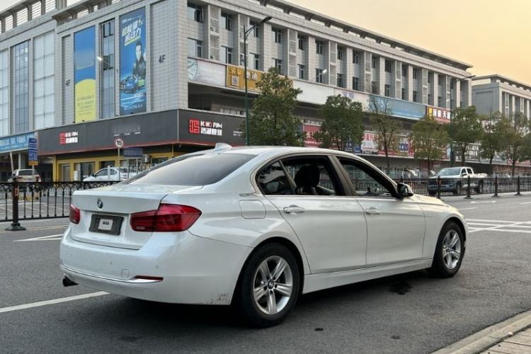 Used BMW 3 Series 2016 316Li Fashion Model
