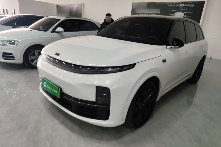 Used Li Auto L7 2023 Air model
