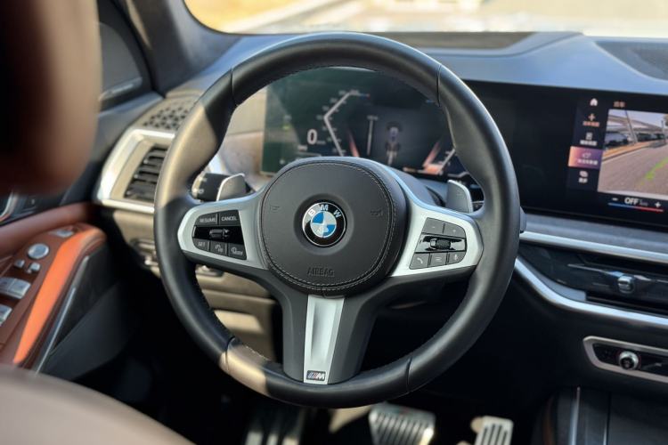 Used BMW X7 2023 xDrive40i Luxury M Sport Package
