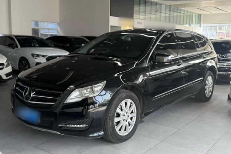 Used Mercedes-Benz R-Class 2017 R 320 4MATIC Business Edition Prestige Model
