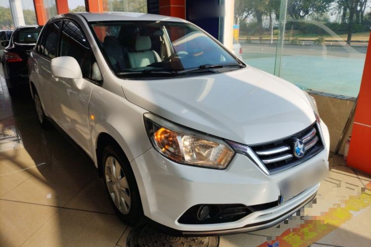 Used Venucia D50 2015 1.6L Automatic Fashion Edition