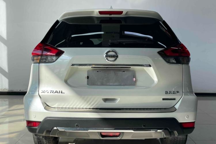 Used Nissan X-Trail 2019 2.5L CVT Smart Connect Luxury Edition 4WD
