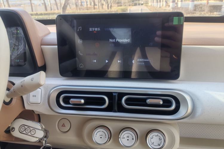 Used Wuling Hongguang MINIEV 2024 3rd Generation 215km Advanced Version
